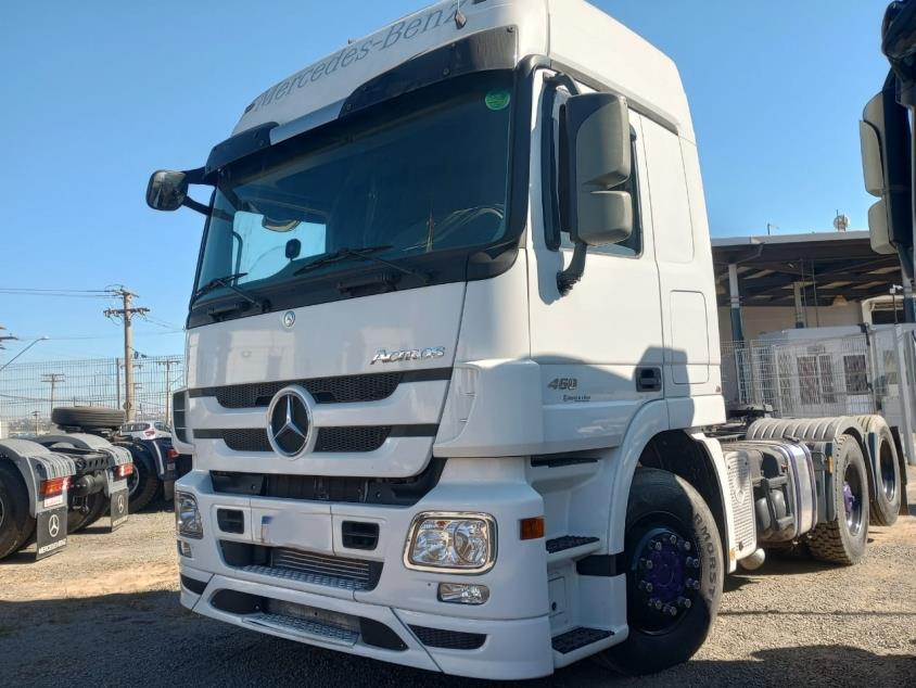 MERCEDES-BENZ ACTROS 2546 CONFORT TETO ALTO DIESEL AUTOMATICO 2011